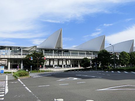 東京