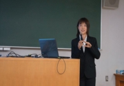 卒論発表あおい.JPG