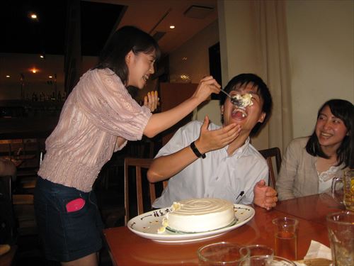 佐藤 先生受賞お祝い ファーマカレッジ 19 打ち上げを行いました 静県大 薬 薬剤学 尾上研